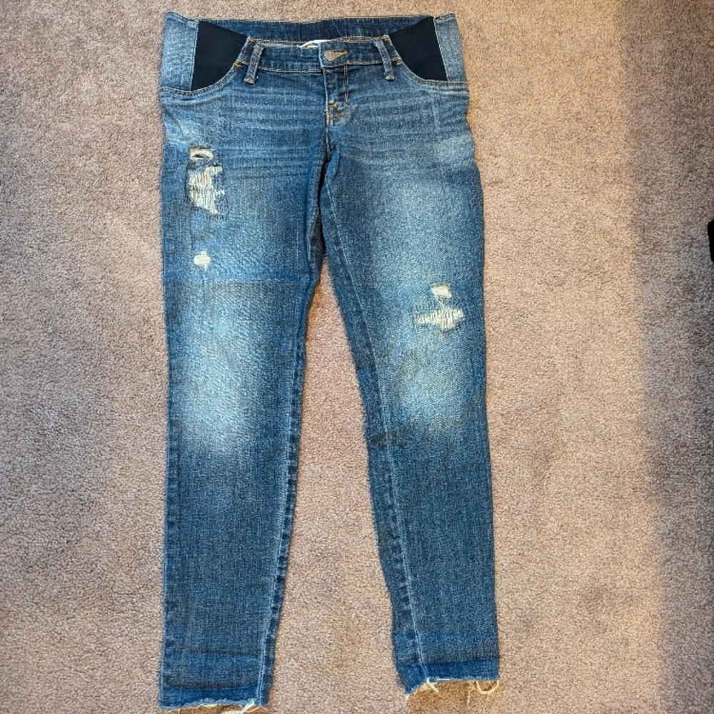 Distressed Skinny Jeans